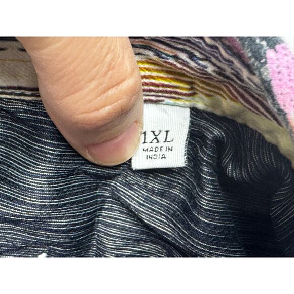 Robert Graham Men's Short Sleeve Abstract Multicolor Button Up Shirt - Size XL - Picture 4 of 5